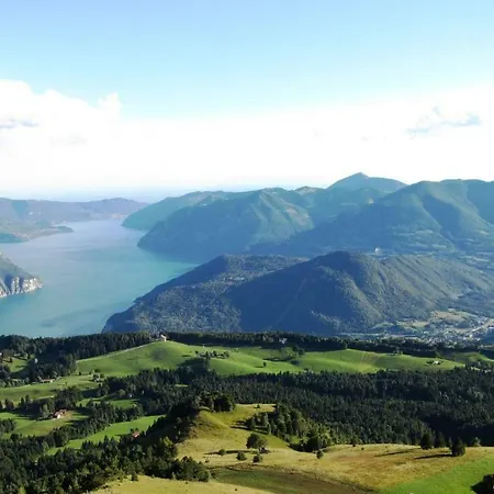 Panorama - Mountain Iseo Hospitality בית נופש